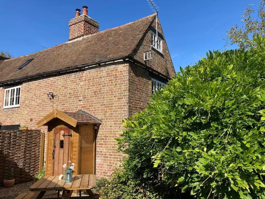 Beautiful 500 Year Old Listed Kentish Cottage Wingham Exteriér fotografie